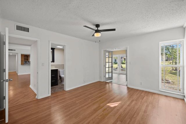 6104 White Oak Lane, Tamarac, FL 33319