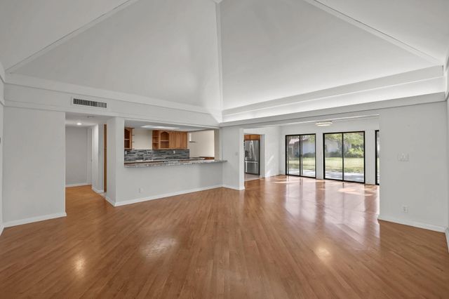 6104 White Oak Lane, Tamarac, FL 33319