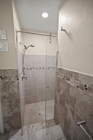 6104 White Oak Lane, Tamarac, FL 33319