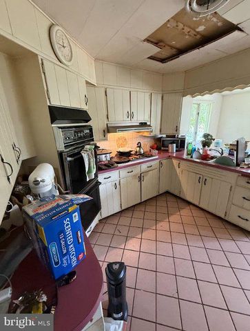 307 LINDERMAN AVE, Cherry Hill, NJ 08002