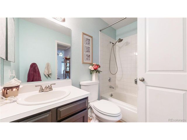 3658 S Laredo St E, Aurora, CO 80013