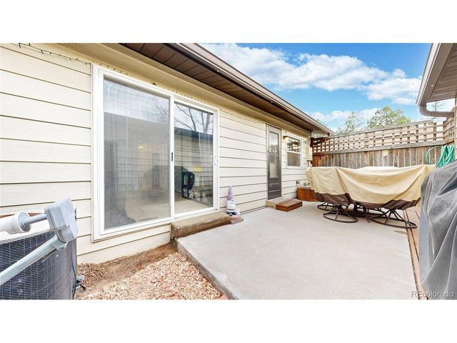 3658 S Laredo St E, Aurora, CO 80013