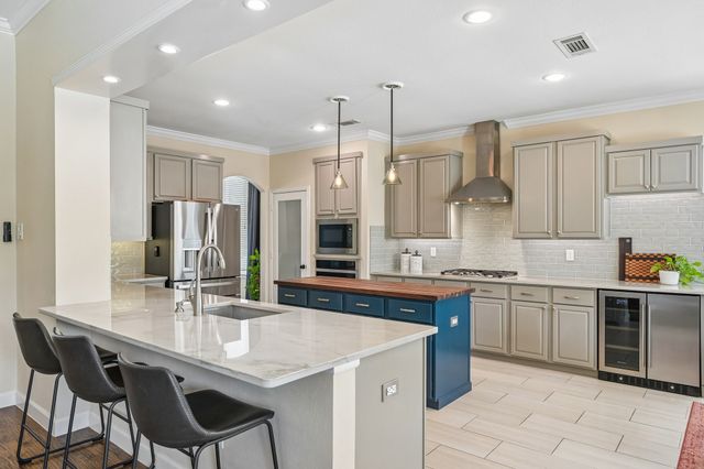 1810 Windsong Circle, Keller, TX 76248