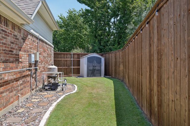 1810 Windsong Circle, Keller, TX 76248