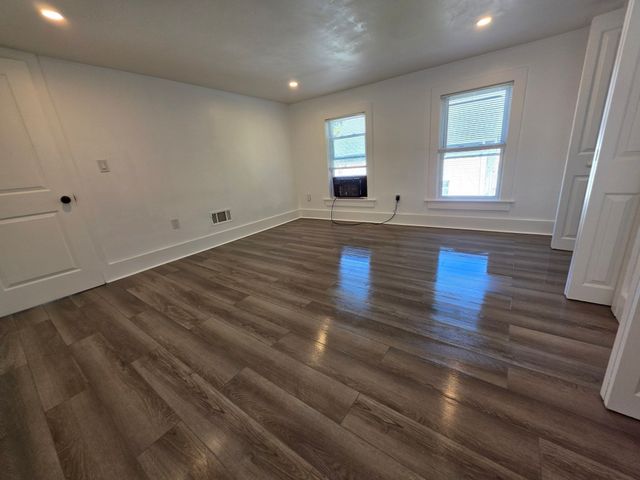122 Bowler St, Lynn, MA 01904