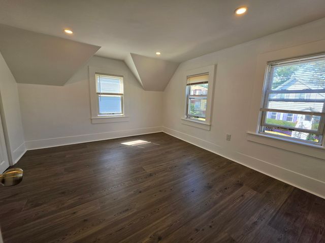 122 Bowler St, Lynn, MA 01904