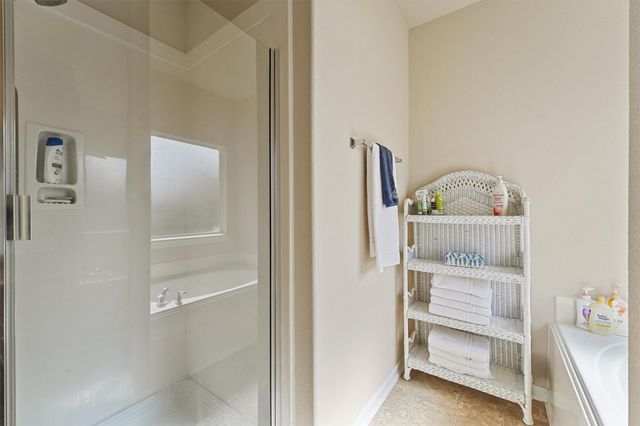 10010 Wood Leaf Court, Baytown, TX 77521