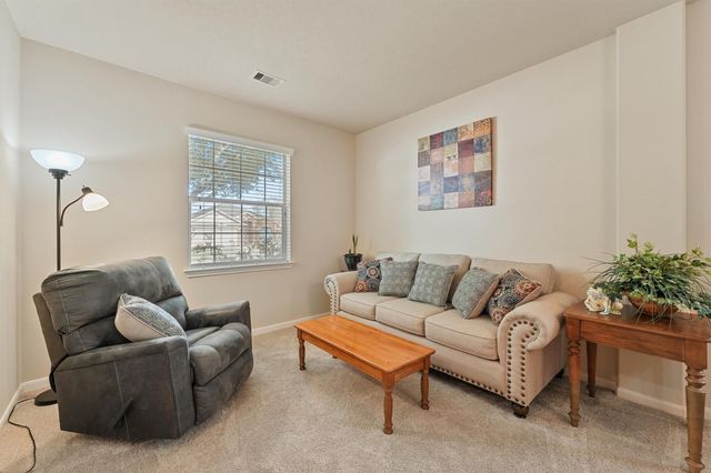 10010 Wood Leaf Court, Baytown, TX 77521