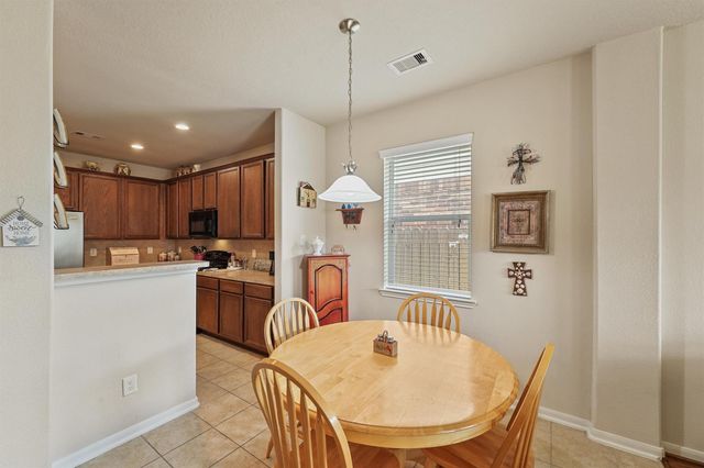 10010 Wood Leaf Court, Baytown, TX 77521