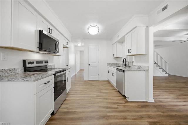 936 Thompson WAY, Virginia Beach, VA 23464