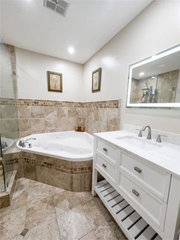 324 Patio Village Ter, Weston, FL 33326