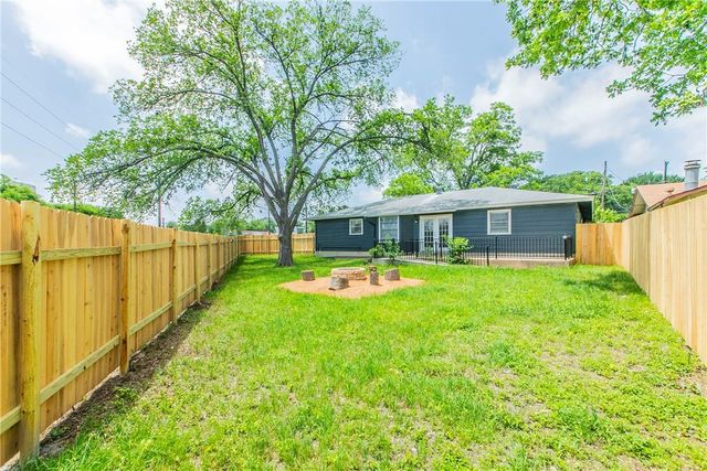 1171 Angelina ST, Austin, TX 78702