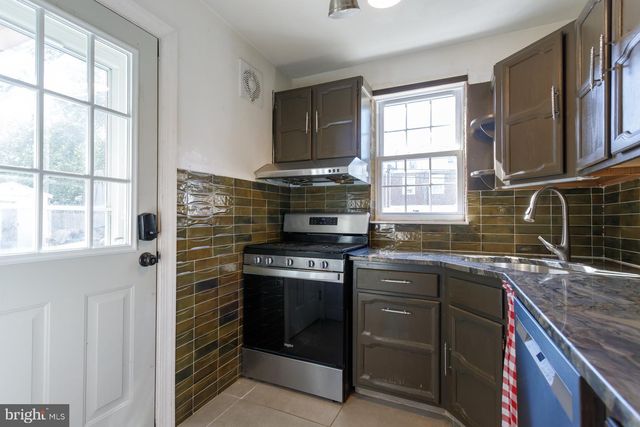 1116 HARDING DR, Havertown, PA 19083