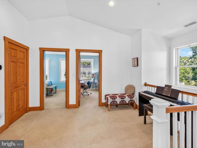 4721 OAK RD, Shady Side, MD 20764