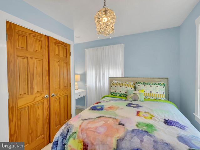 4721 OAK RD, Shady Side, MD 20764