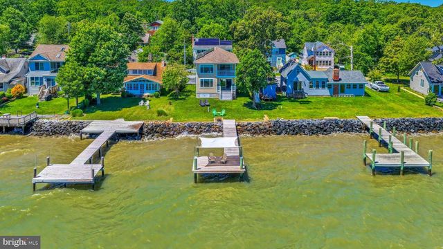 4721 OAK RD, Shady Side, MD 20764