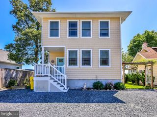 4721 OAK RD, Shady Side, MD 20764