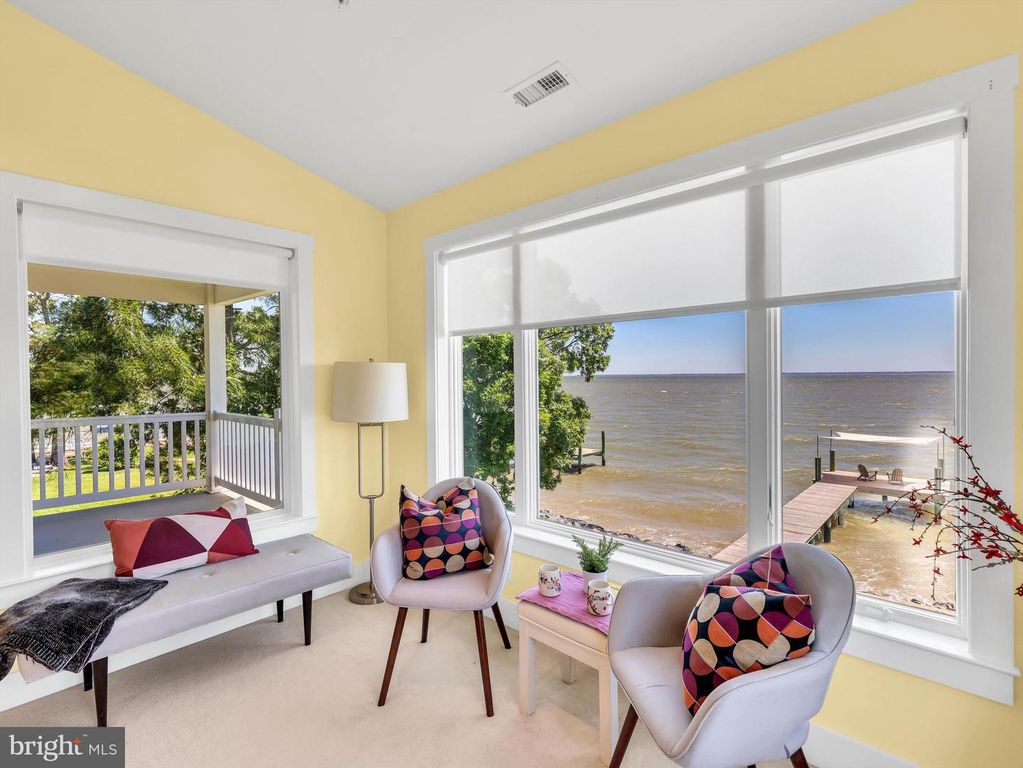 Image 27 of property listing at 4721 OAK RD, Shady Side, MD 20764
