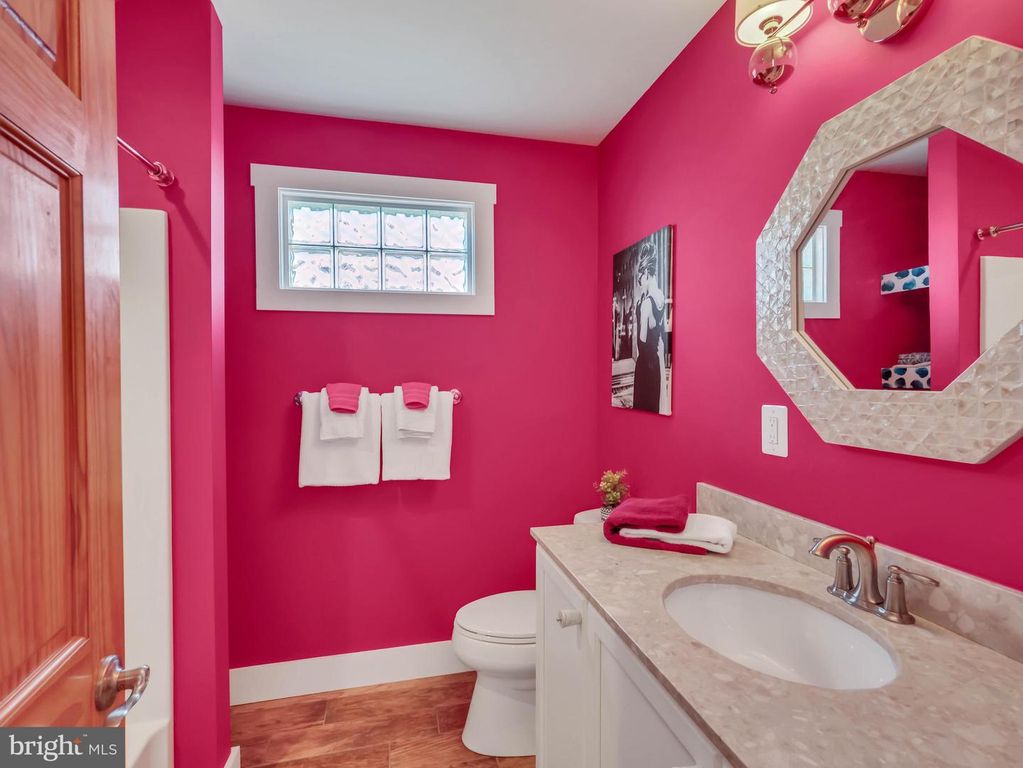 Image 38 of property listing at 4721 OAK RD, Shady Side, MD 20764