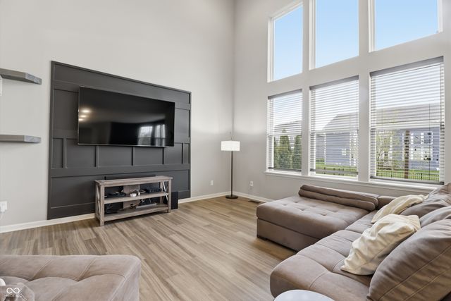 16321 Red Clover Lane, Noblesville, IN 46062