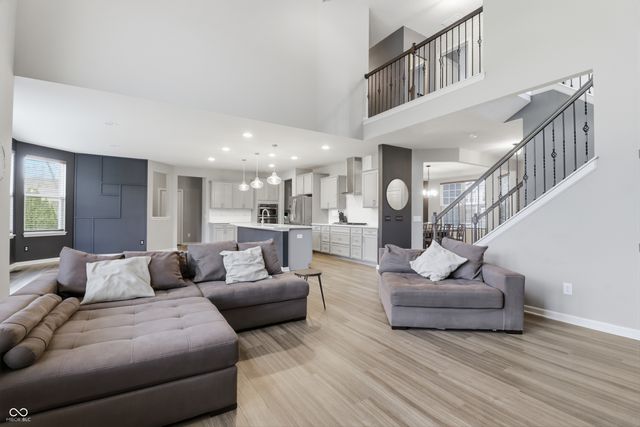 16321 Red Clover Lane, Noblesville, IN 46062