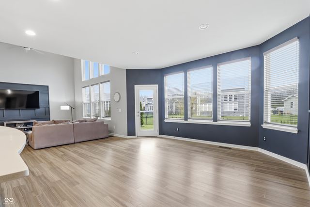 16321 Red Clover Lane, Noblesville, IN 46062