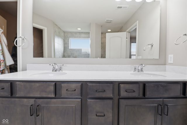 16321 Red Clover Lane, Noblesville, IN 46062