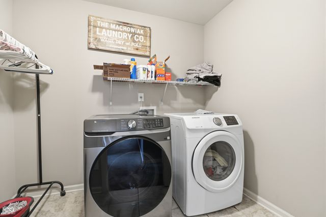 16321 Red Clover Lane, Noblesville, IN 46062