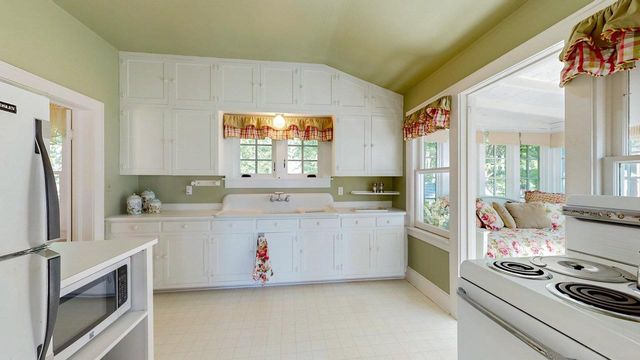 N1211 Eastside Rd, Birchwood, WI 54817