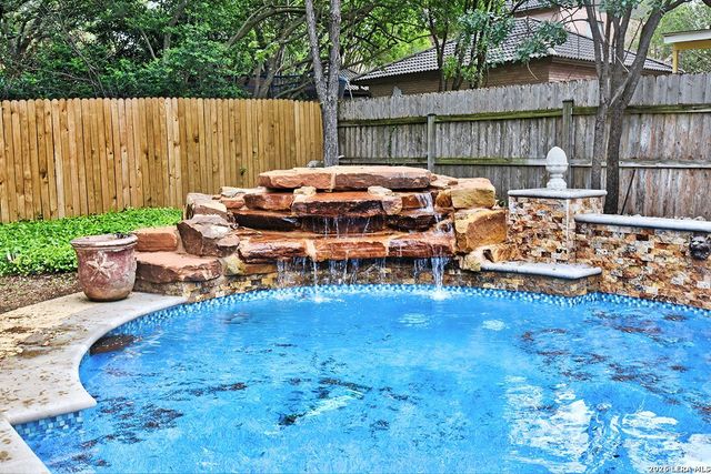 3914 Creek Rock, San Antonio, TX 78230