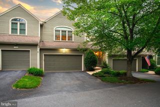 148 DEER FORD DR, Lancaster, PA 17601