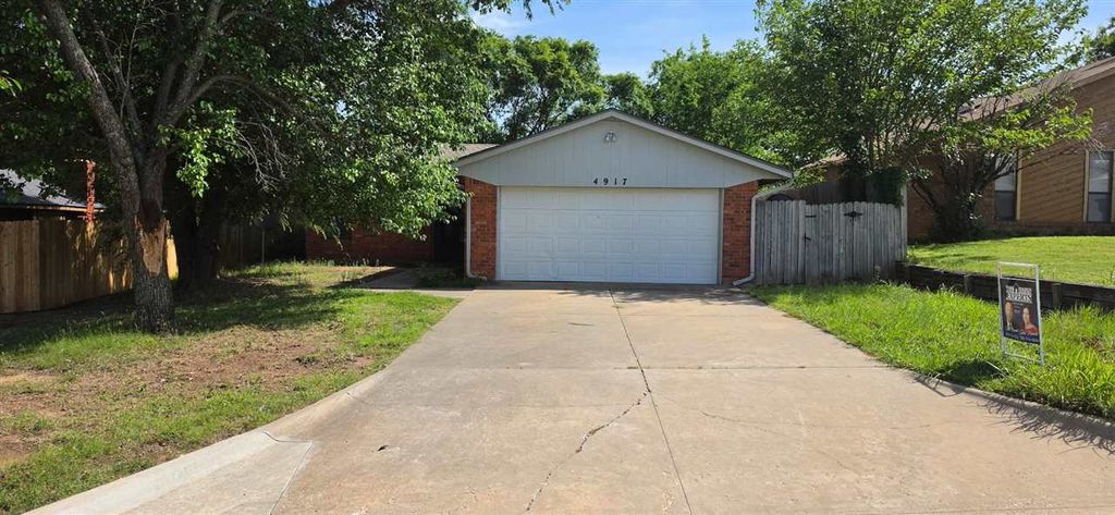 4917 Churchill Way, Lawton, OK 73501