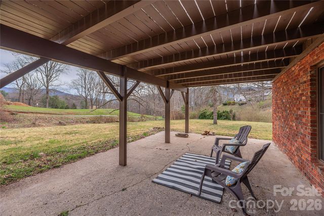 85 Dawn Lane, Canton, NC 28716