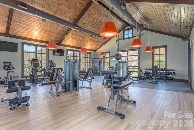 85 Dawn Lane, Canton, NC 28716