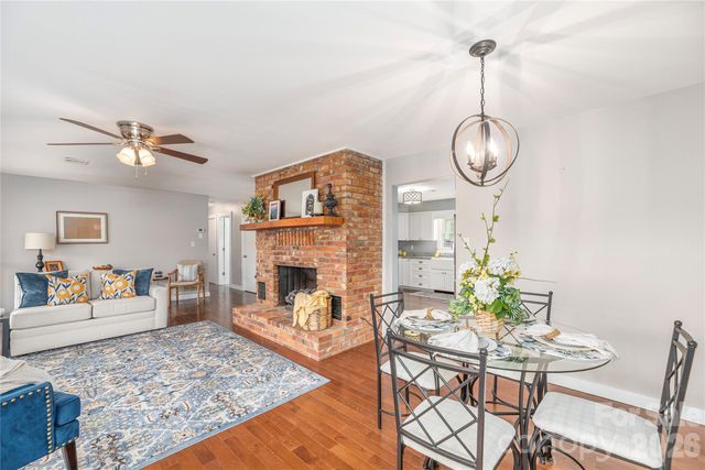 85 Dawn Lane, Canton, NC 28716