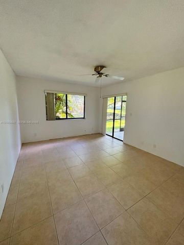 611 Racquet Club Road 1, Weston, FL 33326