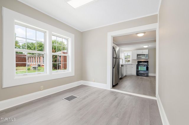 701 1st Street, Elizabethton, TN 37643