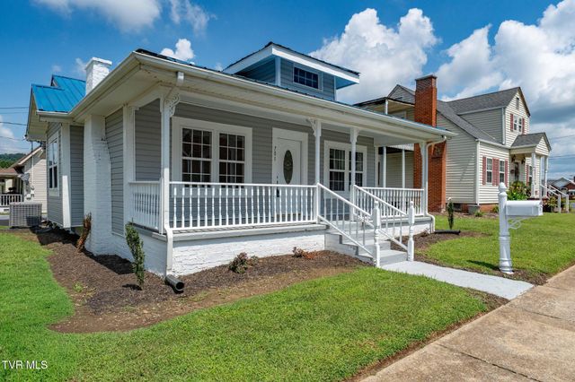 701 1st Street, Elizabethton, TN 37643