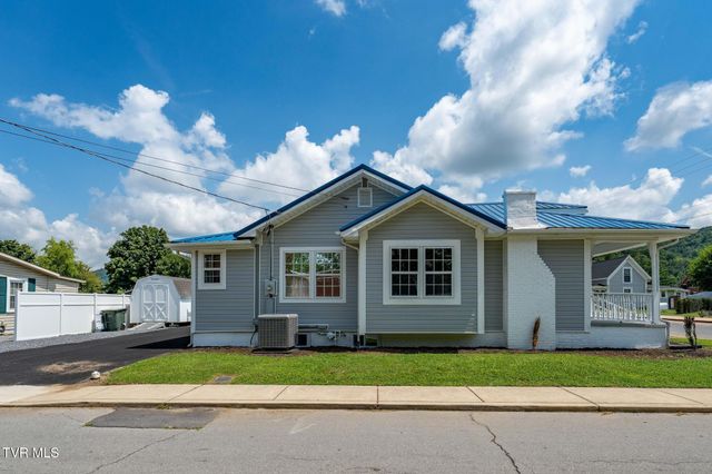 701 1st Street, Elizabethton, TN 37643