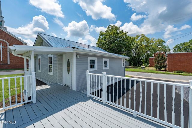 701 1st Street, Elizabethton, TN 37643