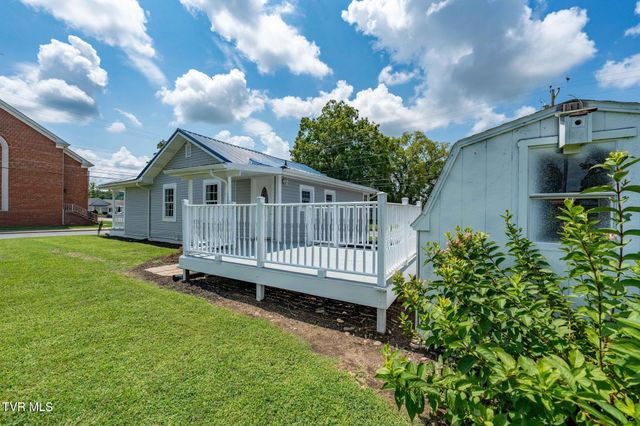 701 1st Street, Elizabethton, TN 37643