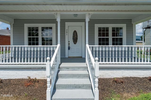 701 1st Street, Elizabethton, TN 37643