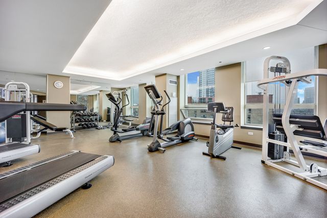 600 N Kingsbury Street 802, Chicago, IL 60654