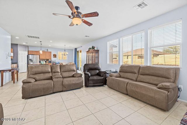 331 E Refuge Loop, Vail, AZ 85641