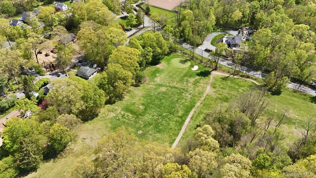 16 Sunset Place, North Salem, NY 10560