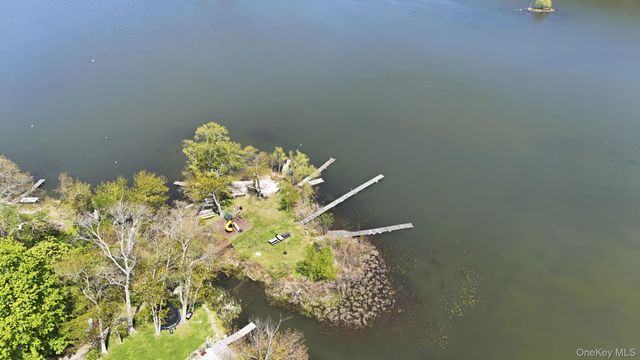 16 Sunset Place, North Salem, NY 10560