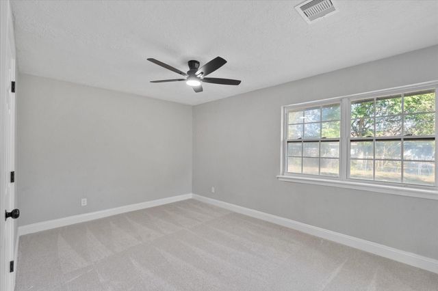 5531 Elm Tree Drive, Houston, TX 77048