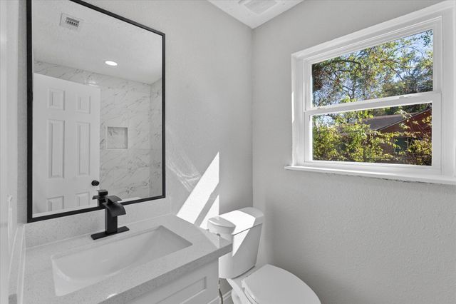 5531 Elm Tree Drive, Houston, TX 77048