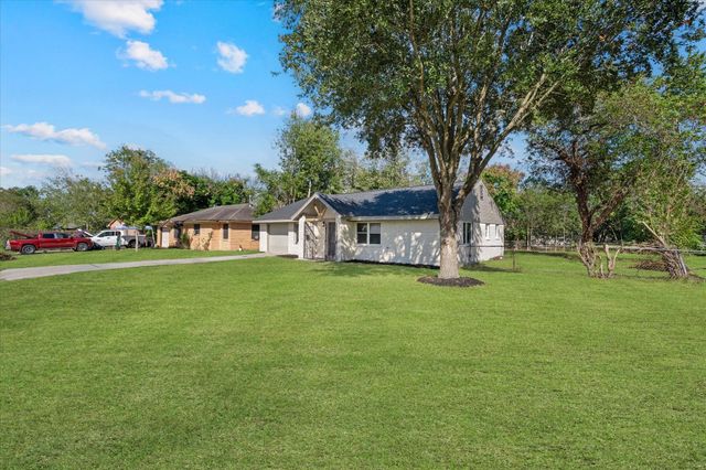 5531 Elm Tree Drive, Houston, TX 77048