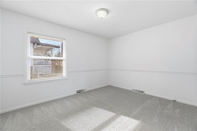 3815 W 73rd Terrace, Prairie Village, KS 66208